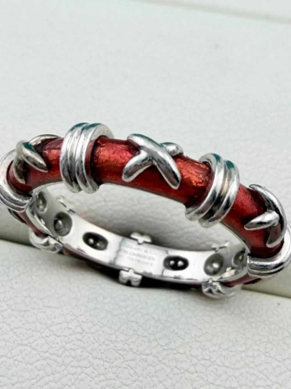 Tiffany & Co. Schlumberger Croisillon Ring Red Paillonne Enamel 18k Gold Sz 5.5